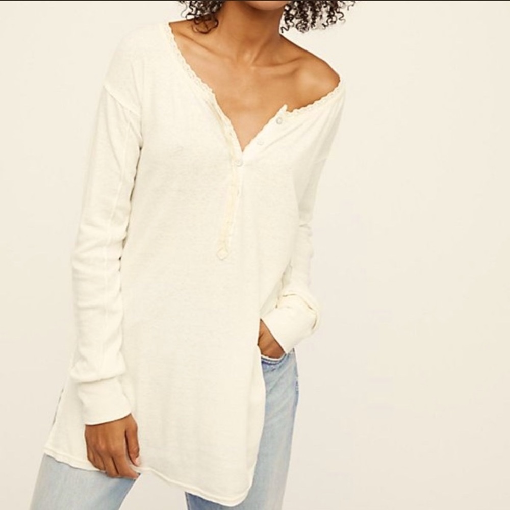 NWOT Free People Loungin Around Tee